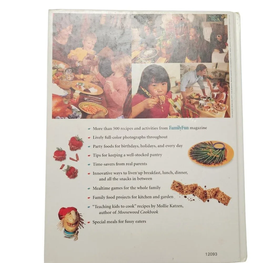 Disney's Family Cookbook by Deanna F. Cook 1996 First Edition Hardback